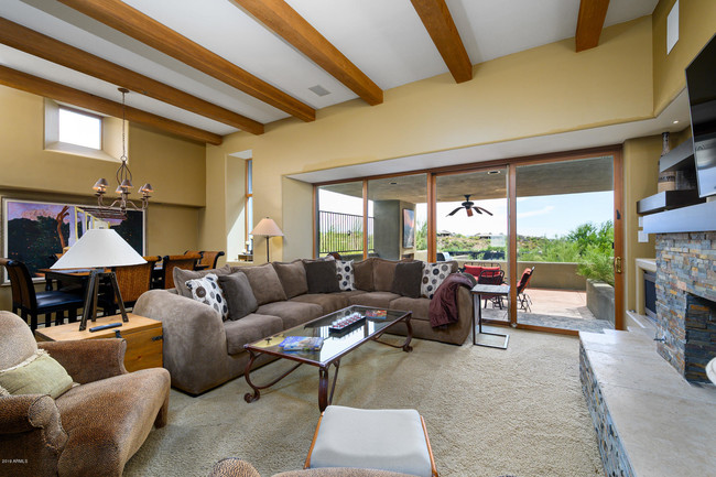 Building Photo - 10095 Graythorn Dr