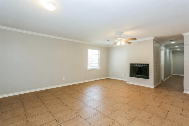 Foto del edificio - 2714 Sweetgum St