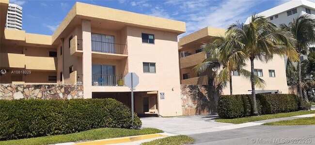 Foto del edificio - 3531 NE 170th St