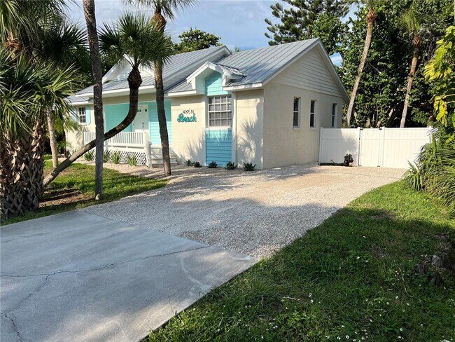 Foto del edificio - 4095 N Beach Rd