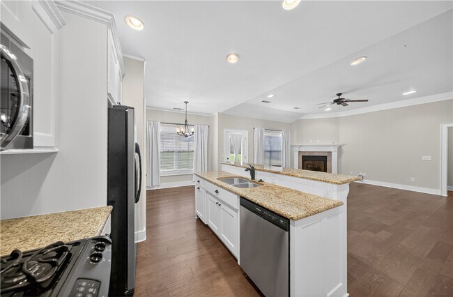 Foto del edificio - 1221 Chancery Ln