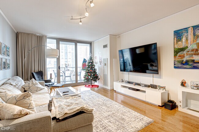 Foto del edificio - 420 E Waterside Dr