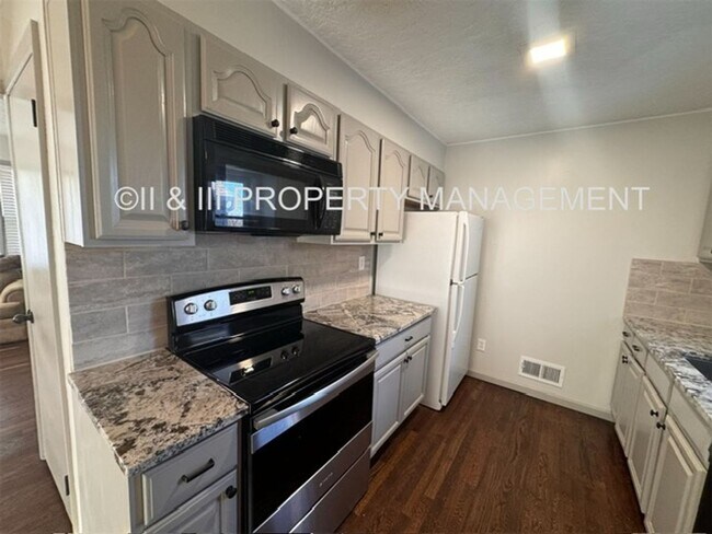 Foto del edificio - Updated KCK home