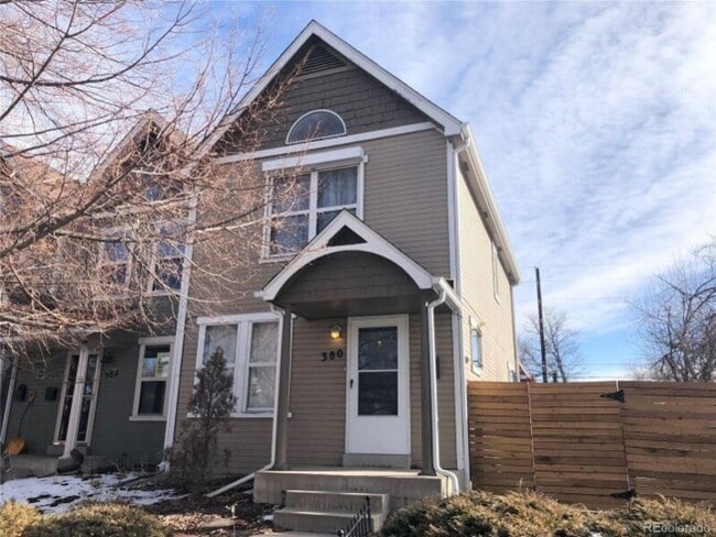 Photo - 380 Elati St House