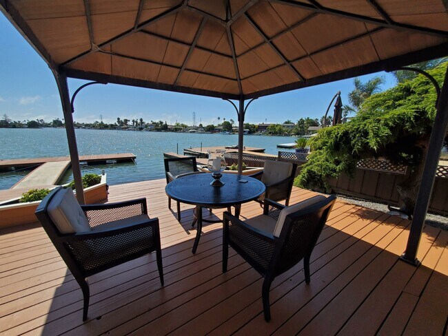 Building Photo - 132 Caribe Isle