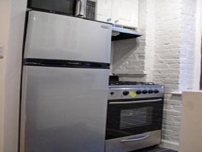 Foto del edificio - 340 E 18th St