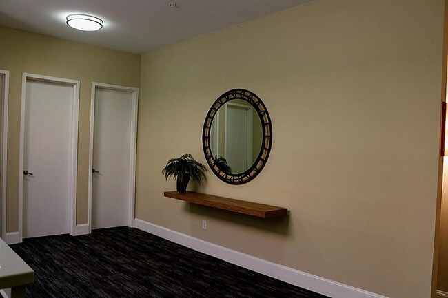 Foto del edificio - 300 St Joseph Pkwy