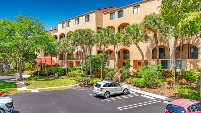 Building Photo - 755 Dotterel Rd