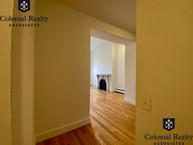 Foto del edificio - 554 Massachusetts Ave