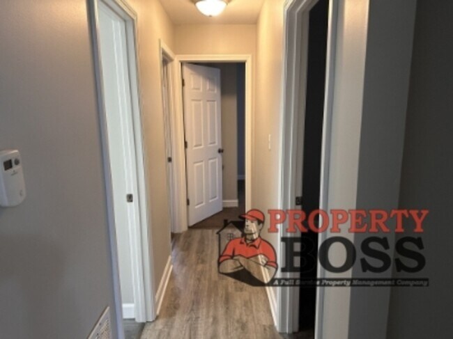 Foto del edificio - 2026 Roosevelt St