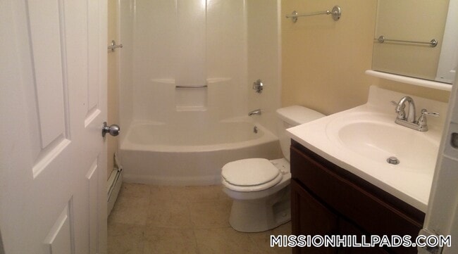 Foto del edificio - 13 Ruggles St