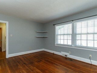 Foto del edificio - 2715 Kilgore Ave