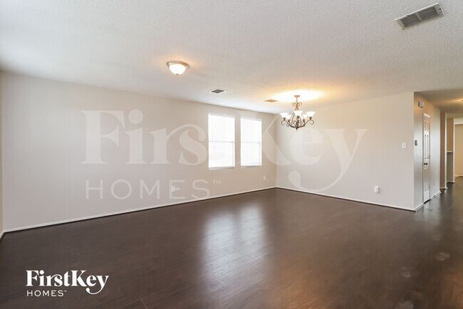 Foto del edificio - 3825 Foxhound Ln