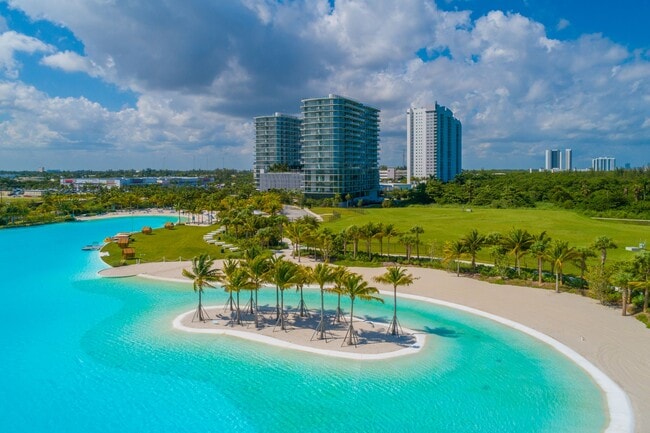 Laguna Sole - SoLe Mia Rentals