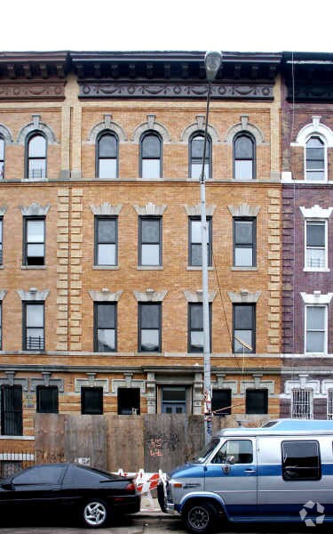 Primary Photo - 838 Jefferson Ave