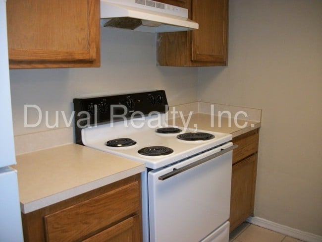 Building Photo - 4344 Melissa Ct W