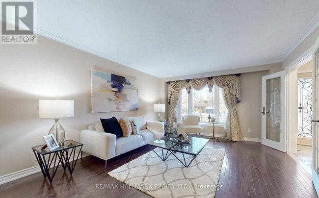 Photo du bâtiment - 28A WESTWOOD LANE