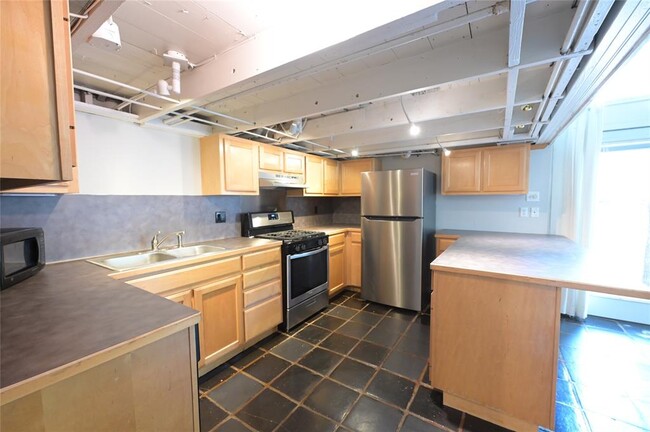 Building Photo - 1603 Courtland Ln
