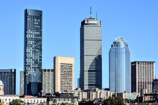 Foto del edificio - 608 Shawmut Ave