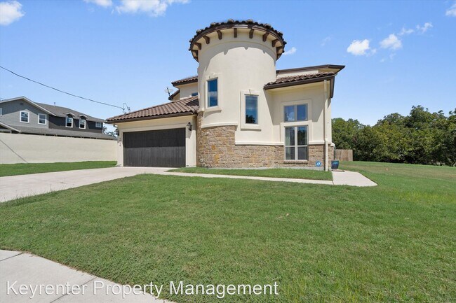 Foto del edificio - 4 br, 2.5 bath House - 1614 Cedar Bend Dr