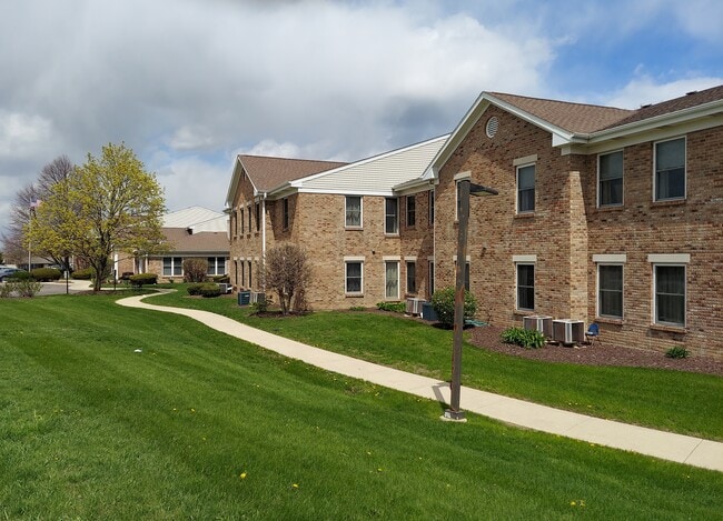 Building Photo - Wedgewood Manor Active Senior Living