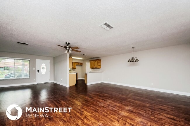 Foto del edificio - 10851 Waterford Ct