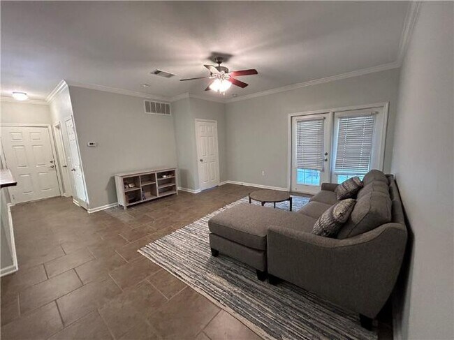 Building Photo - 350 Emerald Forest Blvd
