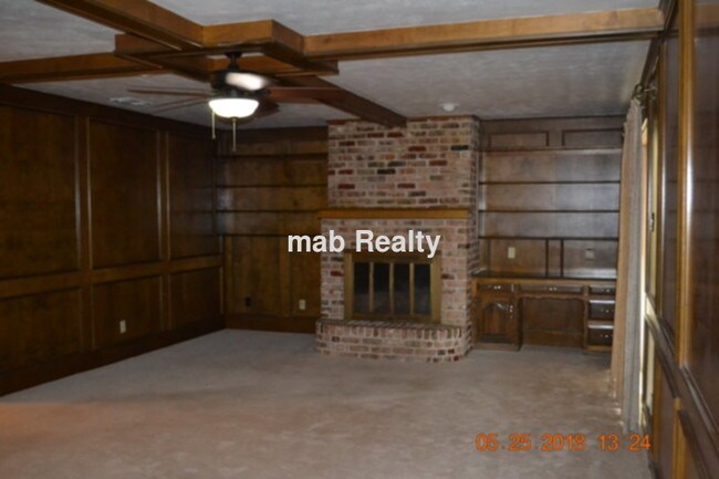 Building Photo - Single Family Home with three car garage