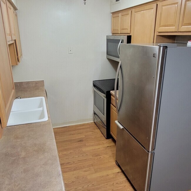 newer appliances - 7815 Douglas Ave