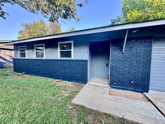 Foto del edificio - 6512 Pevensey Dr