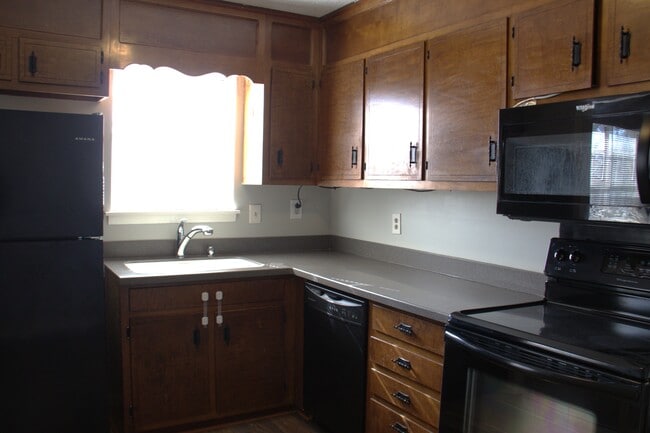 Foto del edificio - 3202 Gayhart Dr NW