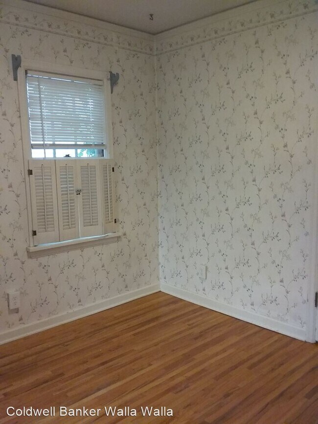 Foto del edificio - 3 br, 1 bath House - 504 E Chestnut St.