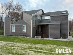 Building Photo - 16429 N Hawthorne Ln