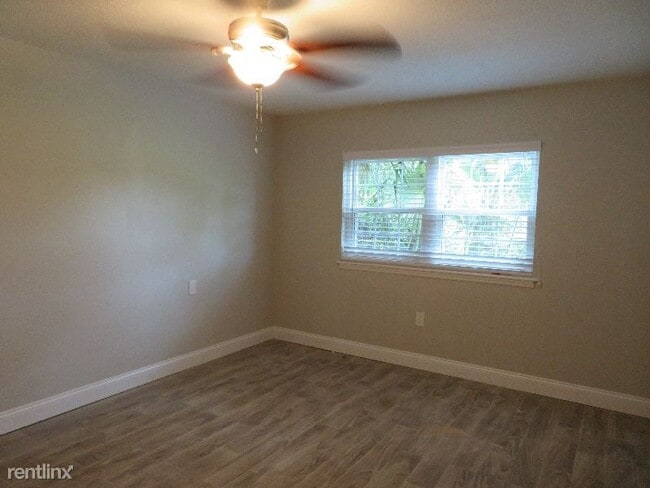 Building Photo - 2 br, 2.5 bath Condo - 4104 Clubside Dr
