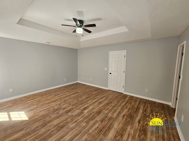 Building Photo - Charming 3-Bedroom Home in Beautiful Destin!