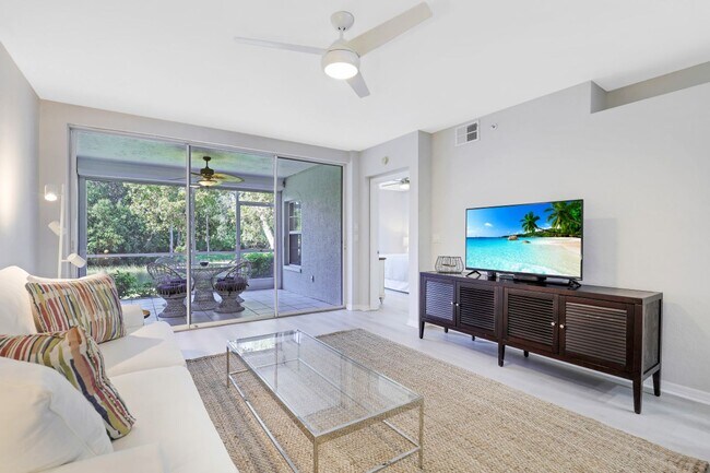Foto del edificio - ** CALUSA BAY ** 2 BED / 2 BATH - CONDO - ...