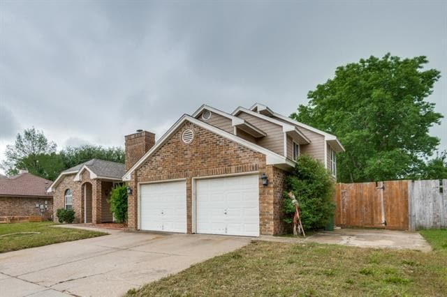 Building Photo - 224 Iberis Dr