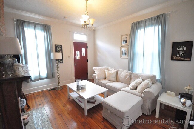 Foto del edificio - 517 S Lazelle St