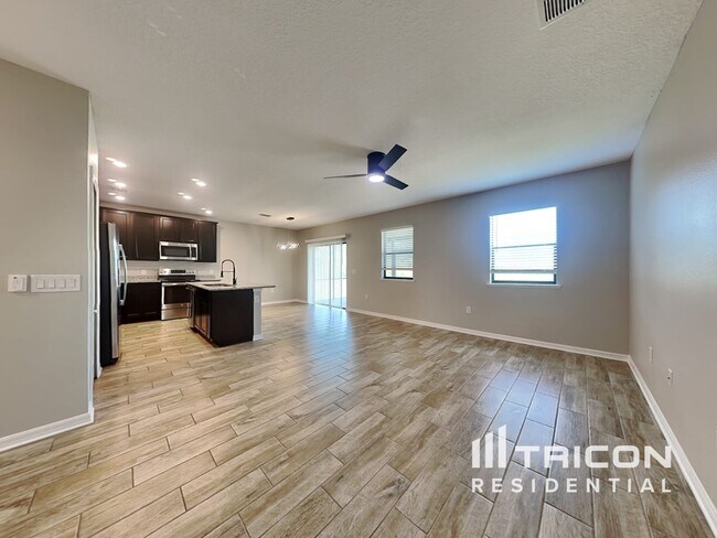 Foto del edificio - 4035 Wayfarer Wy