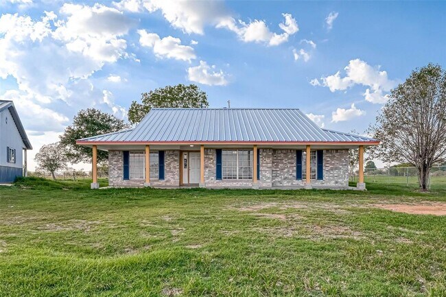 Building Photo - 7520 Vincik Ehlert Rd