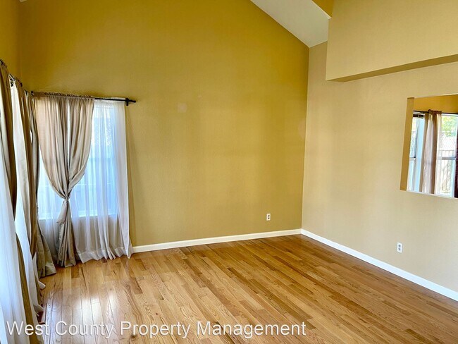 Building Photo - 3 br, 2.5 bath House - 629 Wilford Circle