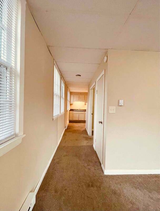 Foto del edificio - 10680 Allentown Blvd