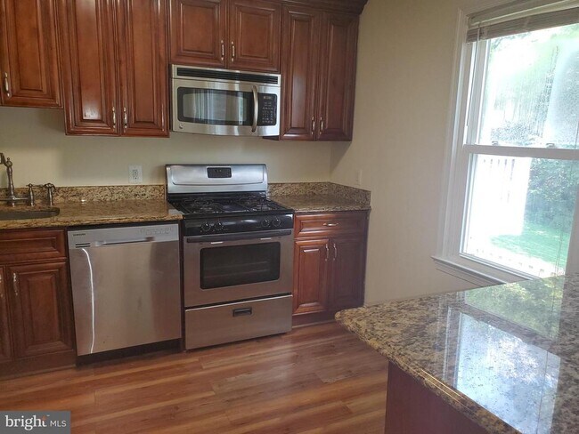 Foto del edificio - 5530 Kendrick Ln