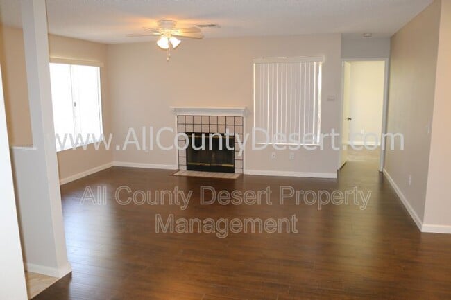 Building Photo - 52020 Avenida Mendoza