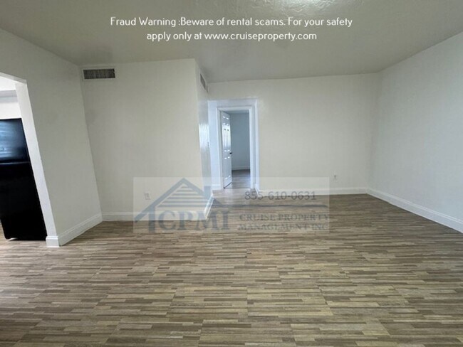 Foto del edificio - 3720 SW 59th Ave