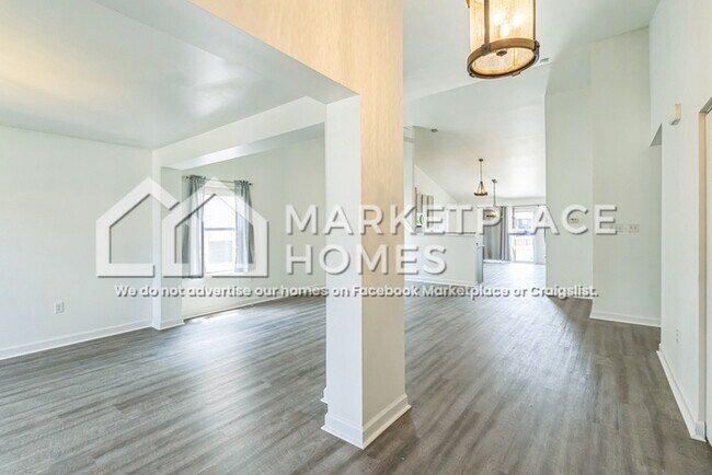 Foto del edificio - 1717 Briarmanor Dr
