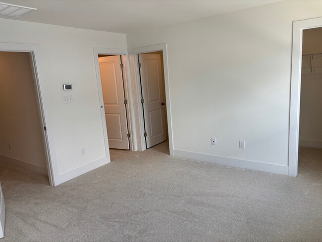 Building Photo - 15312 Oasis Sun Aly