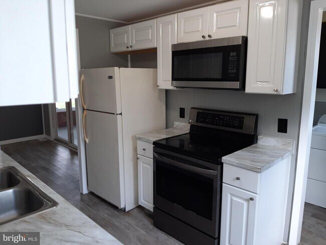 Foto del edificio - 446 S Brewster Rd