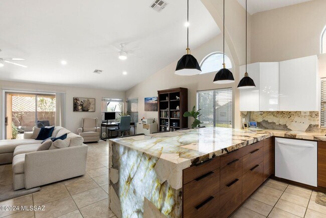 Foto del edificio - Oro Valley Stunner
