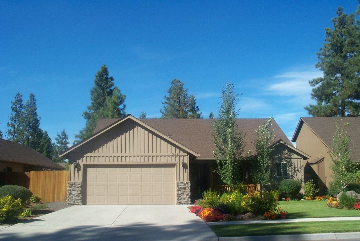 Primary Photo - 3 br, 2 bath House - 19910 Antler Point